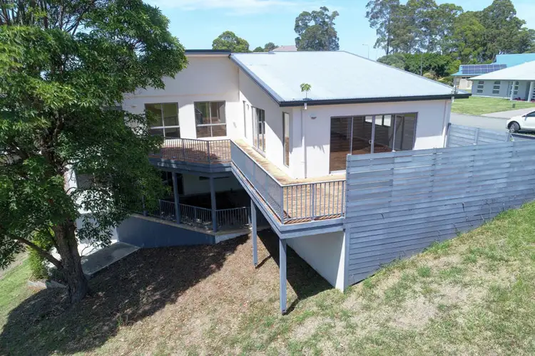 53 Hilltop Parkway, Tallwoods Village NSW 2430
