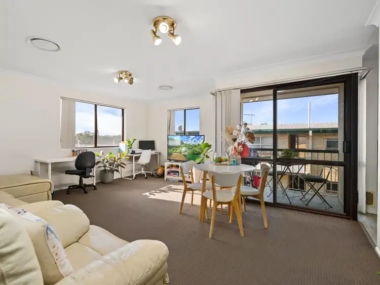 Third view of Homely unit listing, 4/8 Weston Street, Coorparoo QLD 4151