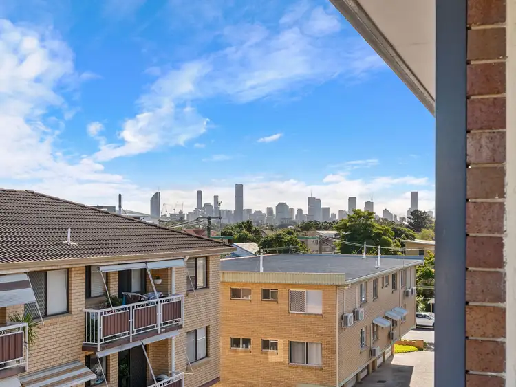 Fifth view of Homely unit listing, 4/8 Weston Street, Coorparoo QLD 4151