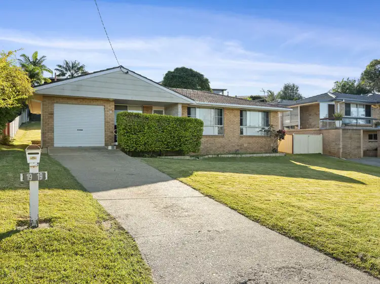19 Hillview Crescent, Coffs Harbour NSW 2450