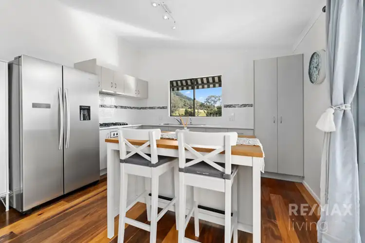 1321 Neurum Road, Mount Archer QLD 4514