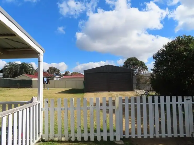 Fifth view of Homely house listing, 4 Ferris Street, Stanthorpe QLD 4380