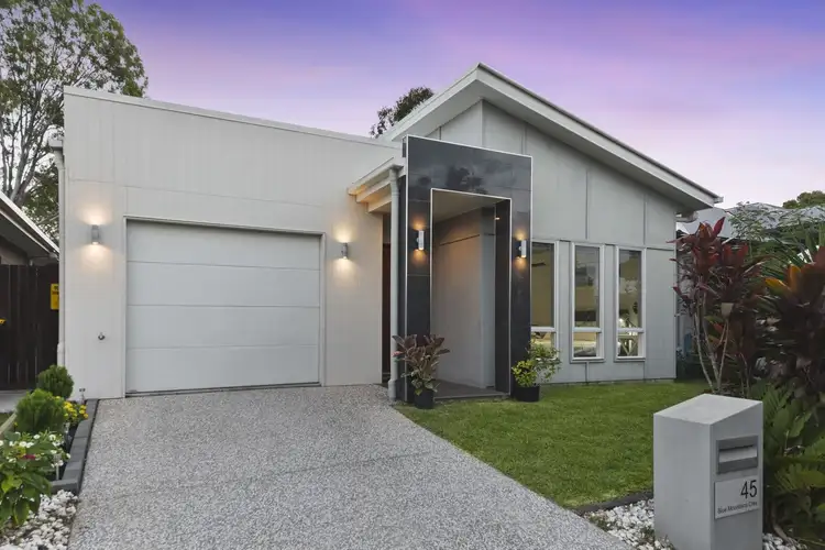 45 Blue Mountains Crescent, Fitzgibbon QLD 4018