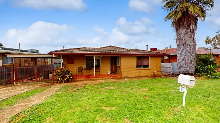 5 James Street, Junee NSW 2663