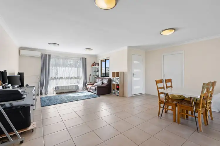 Fourth view of Homely semi-detached listing, 2/3 Coverack  Street, Kleinton QLD 4352