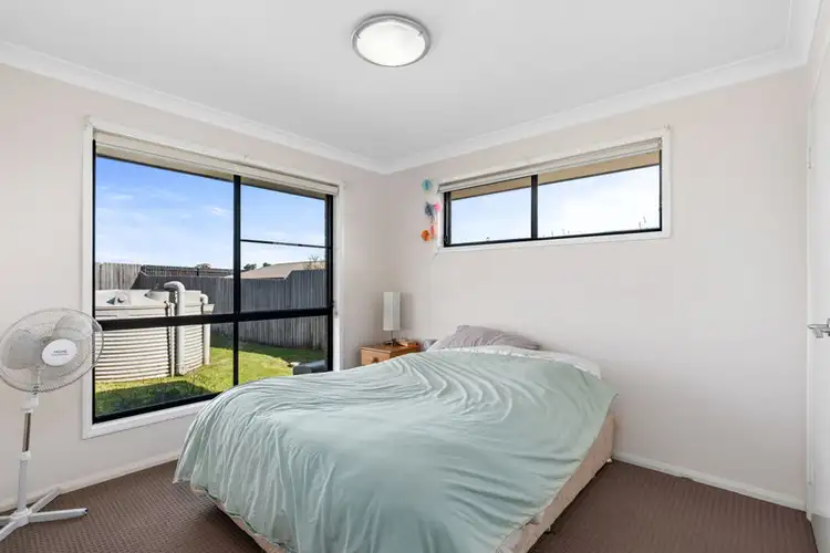 Fifth view of Homely semi-detached listing, 2/3 Coverack  Street, Kleinton QLD 4352