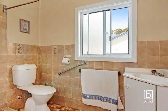 Fifth view of Homely house listing, 37 Beulah Road, Noraville NSW 2263