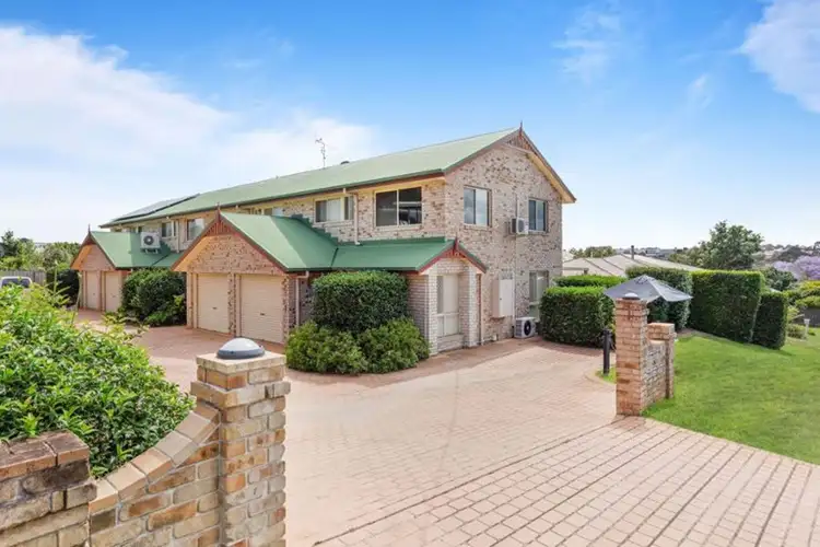 2/351 Spring Street, Kearneys Spring QLD 4350