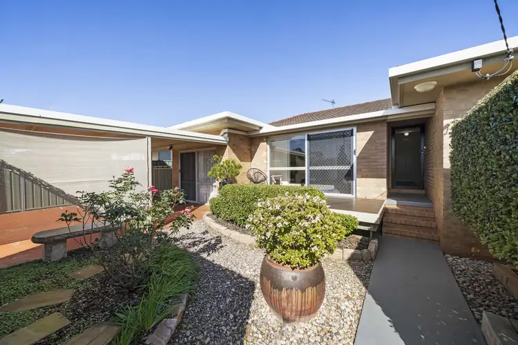 22 Matthews Street, Harristown QLD 4350