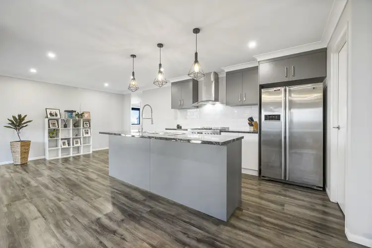 Fifth view of Homely house listing, 2 Ashby Court, Wyreema QLD 4352