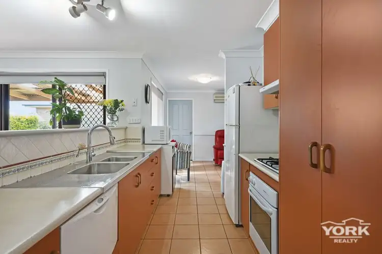 Second view of Homely house listing, 21 Chelwyn Street, Middle Ridge QLD 4350