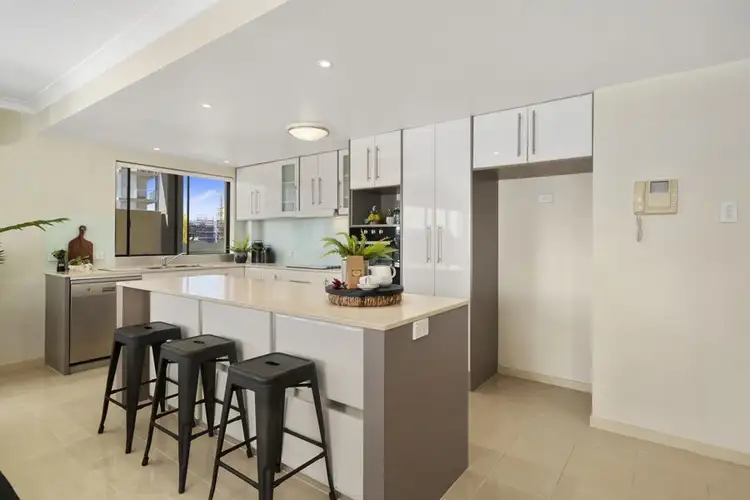 Second view of Homely unit listing, 4/11 Dix Street, Redcliffe QLD 4020