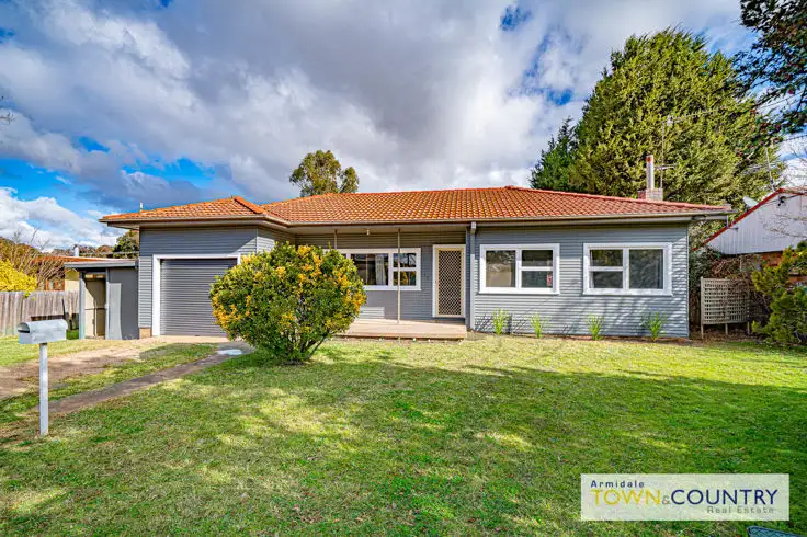 22 Roslyn Avenue, Armidale NSW 2350