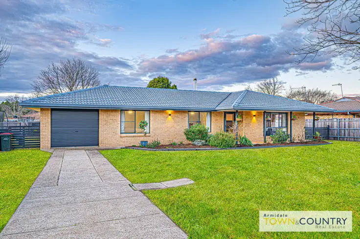 5 Cynthia Crescent, Armidale NSW 2350