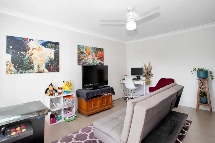 Second view of Homely house listing, 2M Mansfield Drive, Beaconsfield QLD 4740