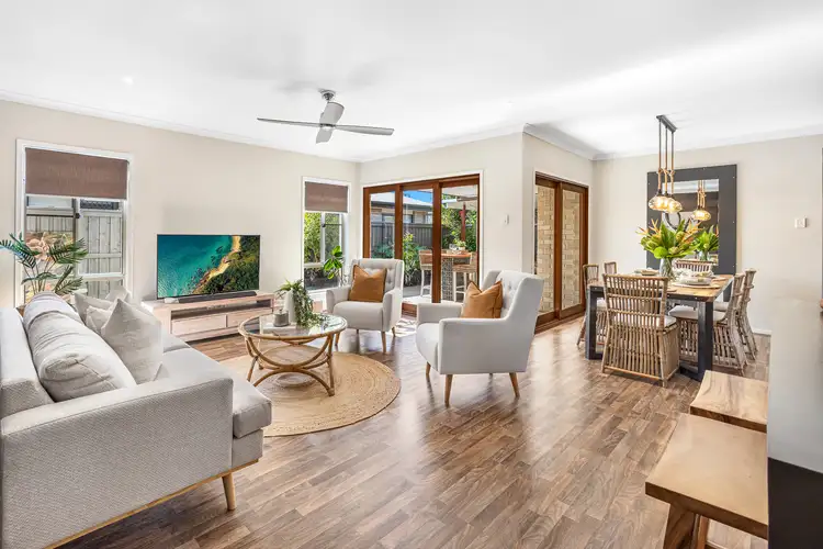 39 Parkview Dr, Little Mountain QLD 4551