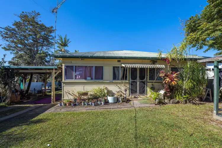 13 Mackay Street, Woolgoolga NSW 2456