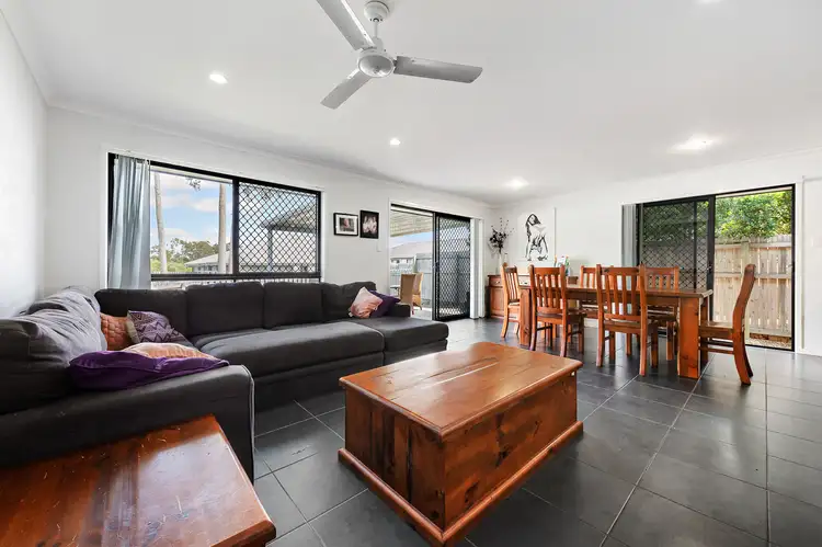 Fifth view of Homely house listing, 27 Ravensbourne Circuit, Waterford QLD 4133