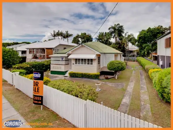 217 Rainbow Street, Sandgate QLD 4017