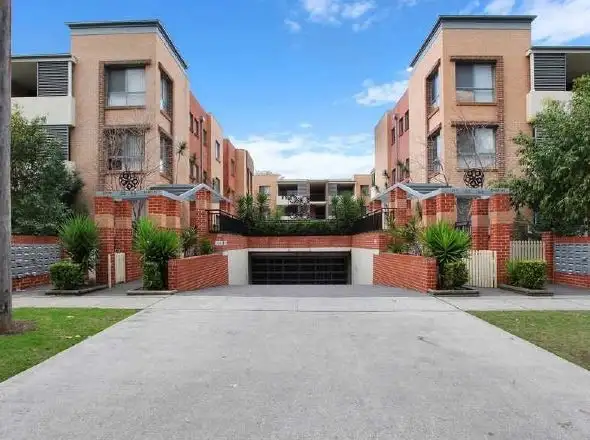 32/30 Railway Tce, Merrylands NSW 2160