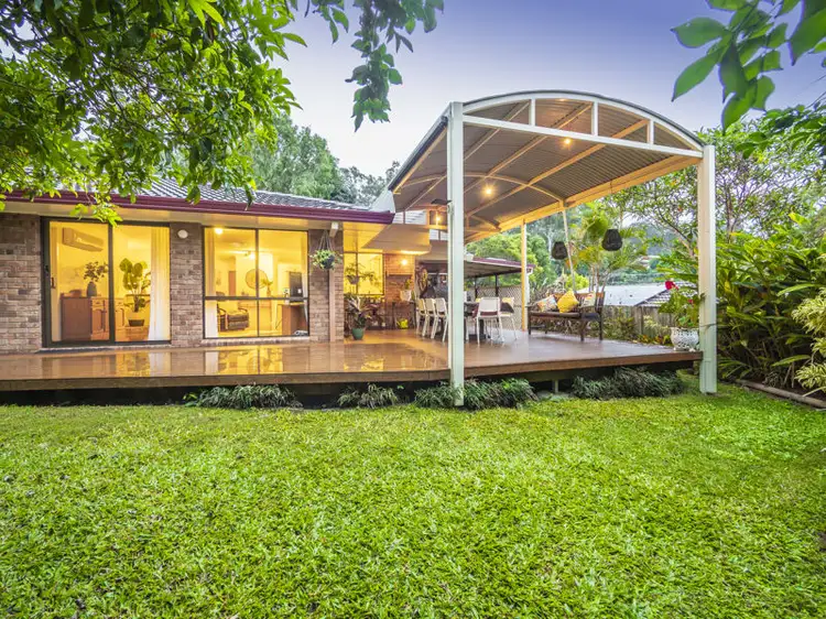 11 Carnarvon Court, Everton Hills QLD 4053