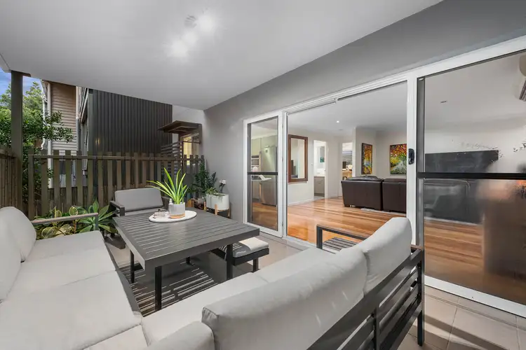 2/38 Chatsworth Road, Greenslopes QLD 4120