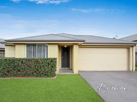 18 Fortune Street, Glenfield NSW 2167