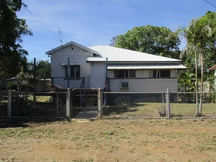 6 Carpet Street, Collinsville QLD 4804