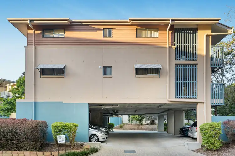 Second view of Homely apartment listing, 18 / 38 Palmer Street, Greenslopes QLD 4120