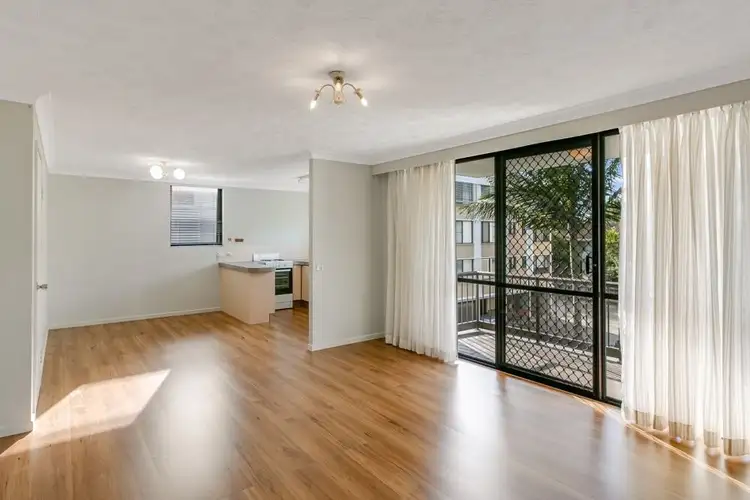 15/6 Brooke Avenue