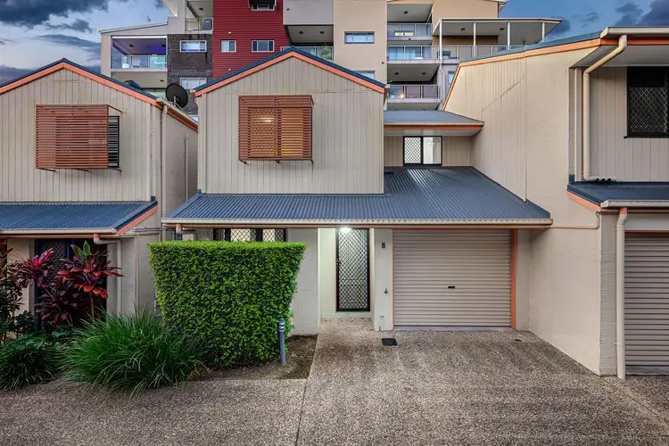 8/23 Kingsmill St, Chermside QLD 4032