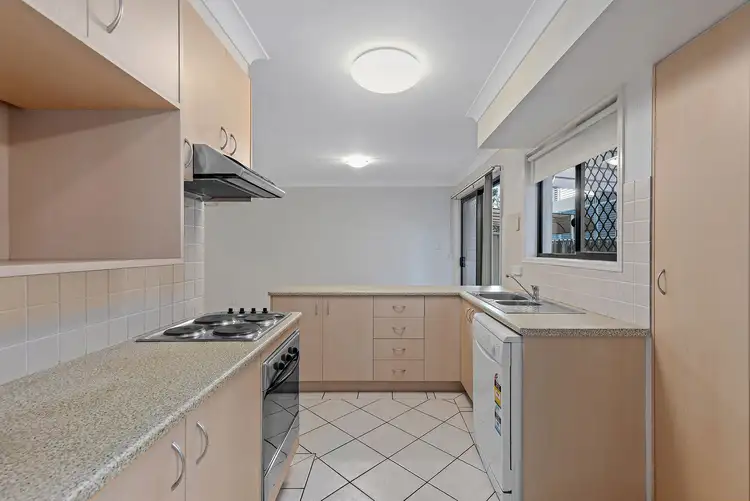 Sixth view of Homely unit listing, 8/23 Kingsmill St, Chermside QLD 4032