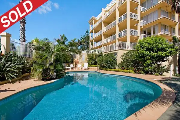 1/1 Tweed Terrace, Rainbow Bay QLD 4225