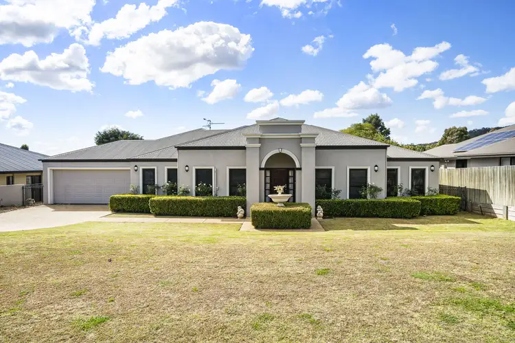 12 Tennyson Court, Westbrook QLD 4350