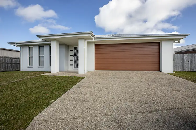 29 Dickens Avenue, Ooralea QLD 4740
