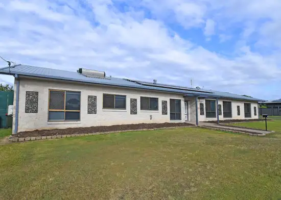 813 Boat Harbour Drive, Urangan QLD 4655