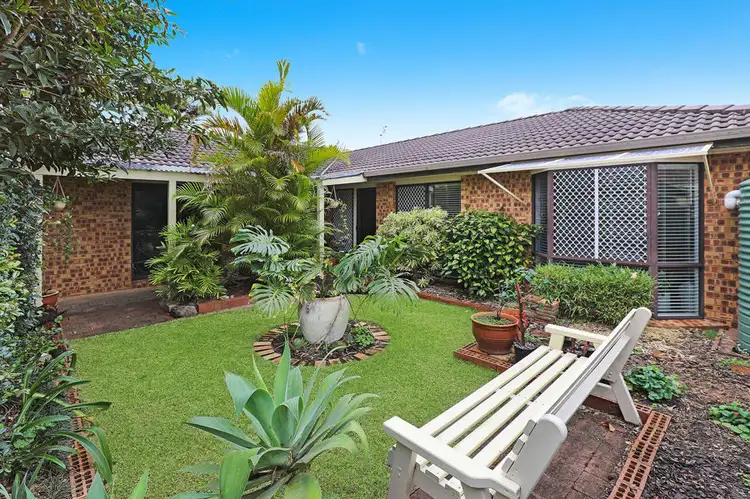 109/8 Melody Court, Warana QLD 4575