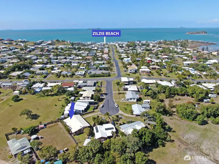 Second view of Homely house listing, 9 Karen Court, Zilzie QLD 4710