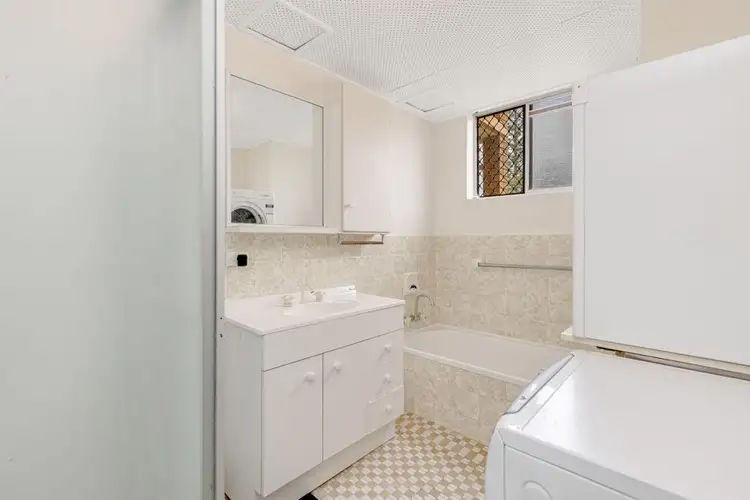 Sixth view of Homely unit listing, 1/23 Ivory Crescent, Tweed Heads NSW 2485