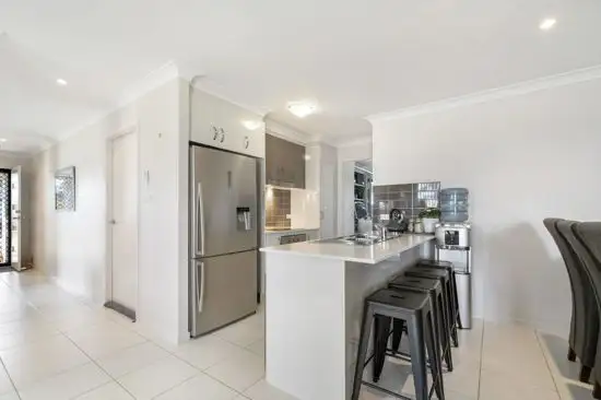 Second view of Homely house listing, 14 Mckinlay Place, Tamworth NSW 2340