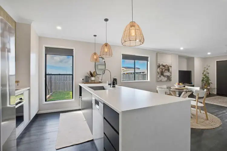 Fifth view of Homely house listing, 5 Chalmers Court, Mount Pleasant QLD 4740