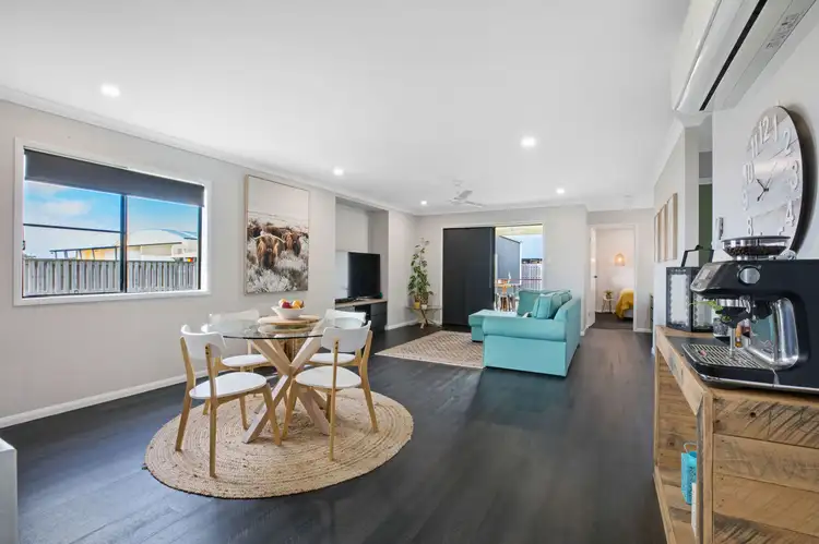 Seventh view of Homely house listing, 5 Chalmers Court, Mount Pleasant QLD 4740