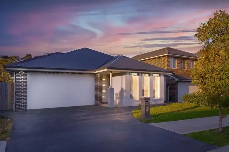 4 Knox Street, Campbelltown NSW 2560