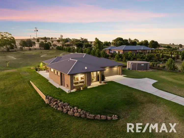 8 Walster Street, Junee NSW 2663