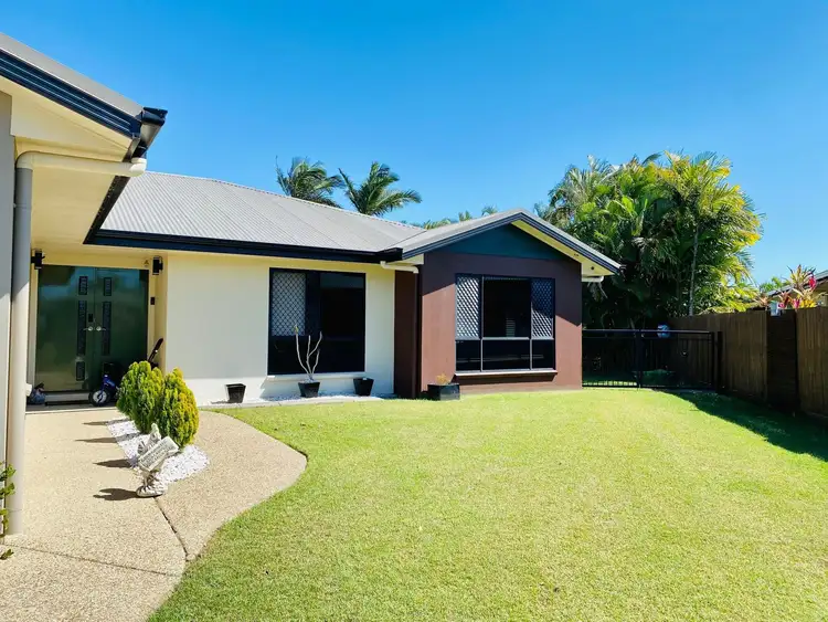 Second view of Homely house listing, 7 Mark Crescent, Glenella QLD 4740