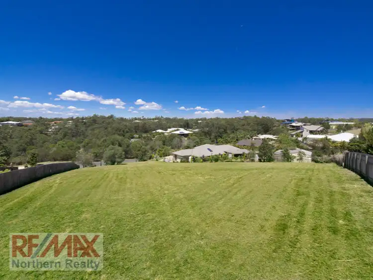 5 Maxwell Place, Cashmere QLD 4500