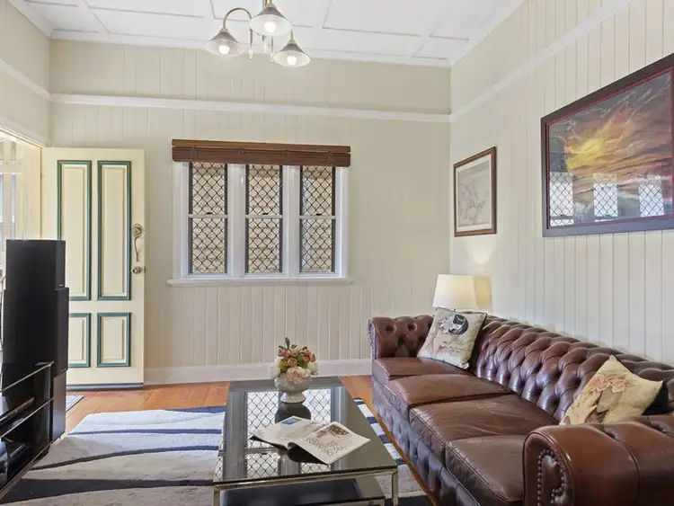 35 Nudgee Road, Hamilton QLD 4007