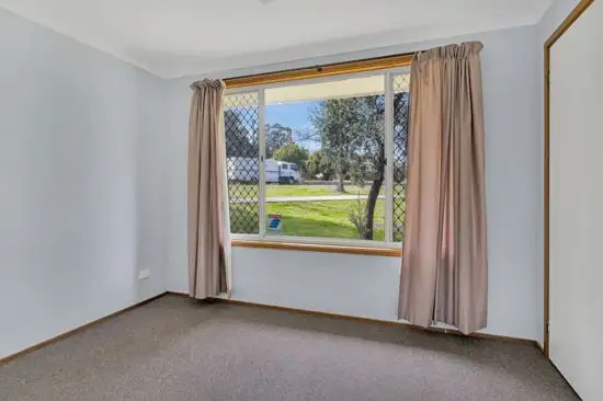 Sixth view of Homely house listing, 2 Higgins Lane, Tamworth NSW 2340