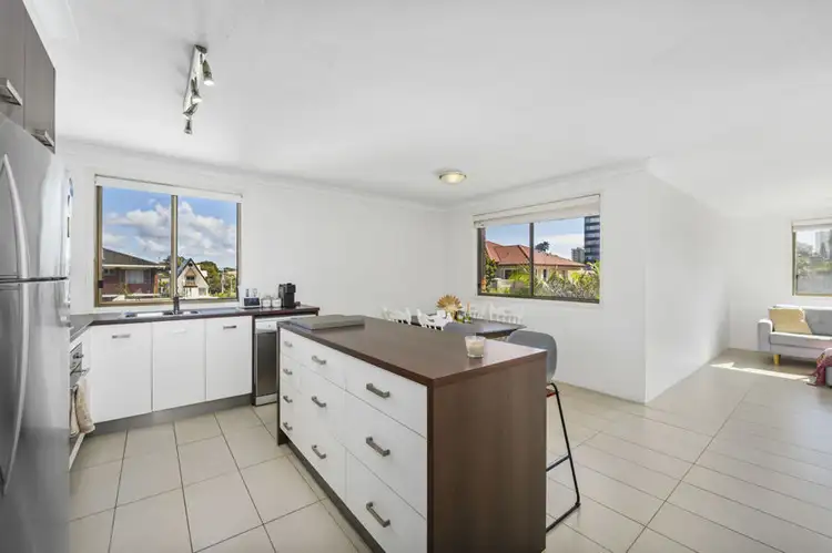 Fifth view of Homely unit listing, 6/29 Second Avenue, Broadbeach QLD 4218