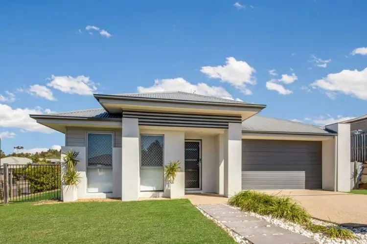 23 Lenthall Street, Boyne Island QLD 4680